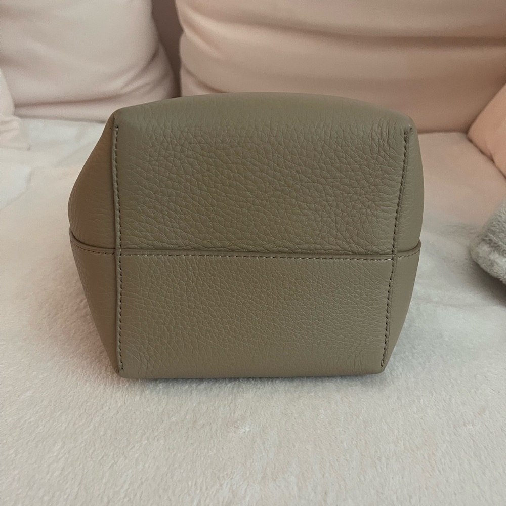 Elegant The Row Park Tote Bag (S) - Picture 5 of 8